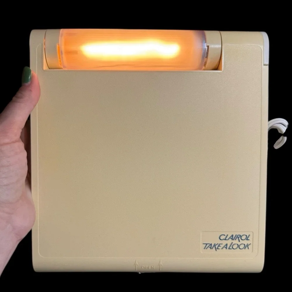 Clairol Take A Look Lighted Vanity Travel Mirror TM-1 1979 Make-Up Retro Vintage